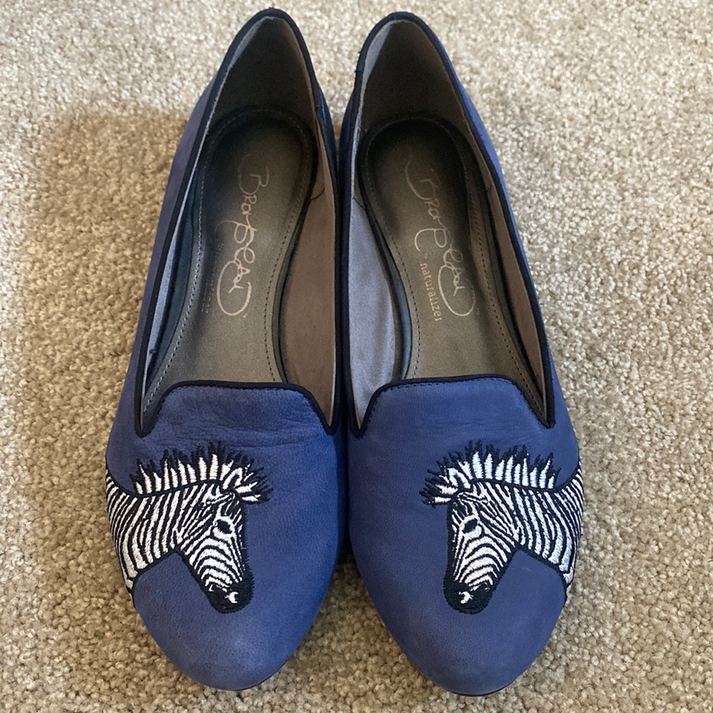 Naturalizer x David Bromstad Embroidered Zebra flats Women's size 7.5 Wide